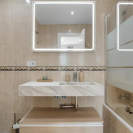 ヴィラ La Vida Ref #111