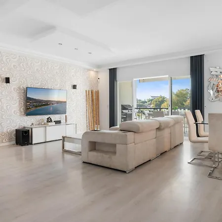 Villa La Vida Ref #111